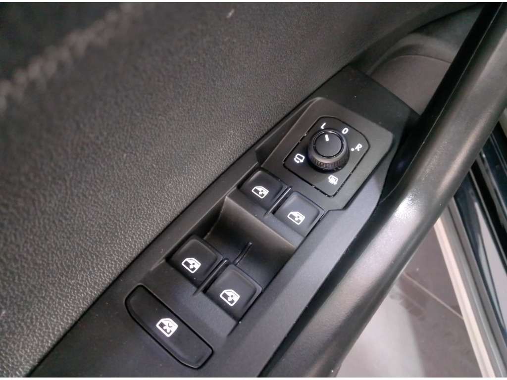volkswagen-taigo-2025-gasolina-999cc