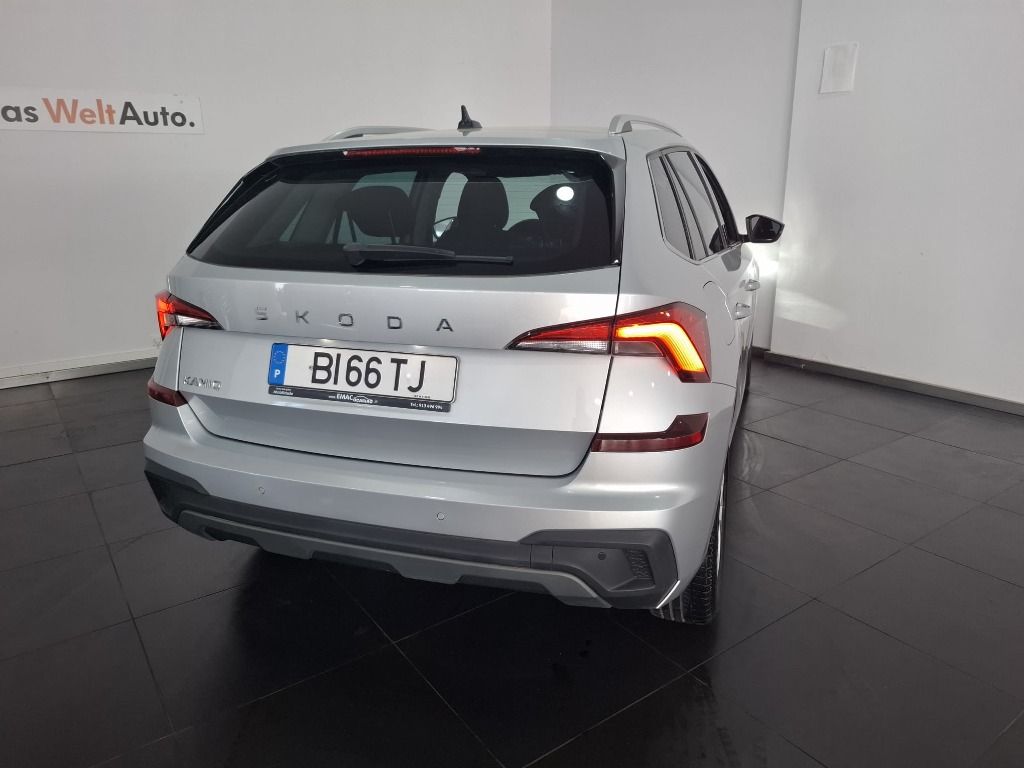 skoda-kamiq-2024-gasolina-999cc