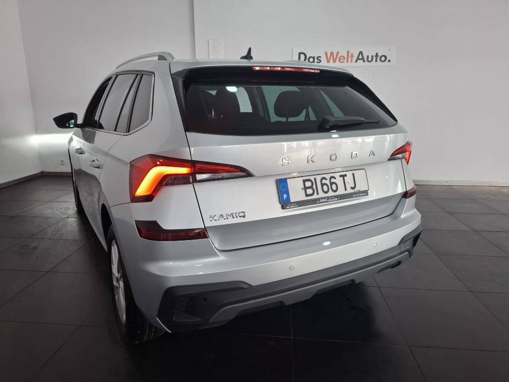 skoda-kamiq-2024-gasolina-999cc