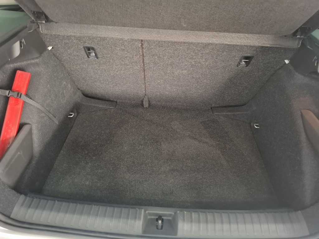 skoda-kamiq-2024-gasolina-999cc