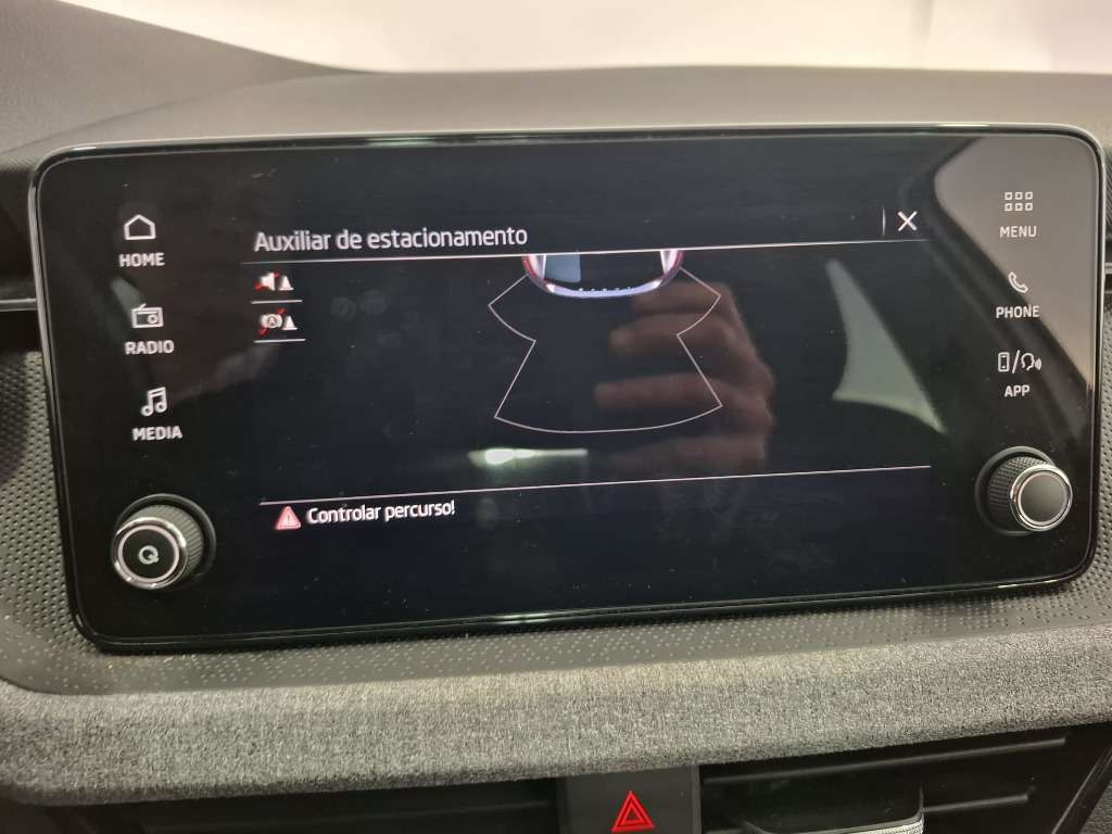 skoda-scala-2024-gasolina-999cc