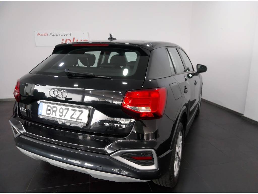 audi-q2-2025-gasolina-999cc