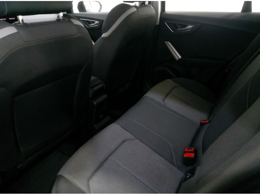 audi-q2-2025-gasolina-999cc