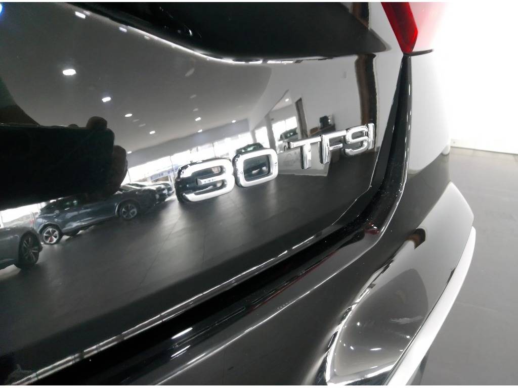 audi-q2-2025-gasolina-999cc