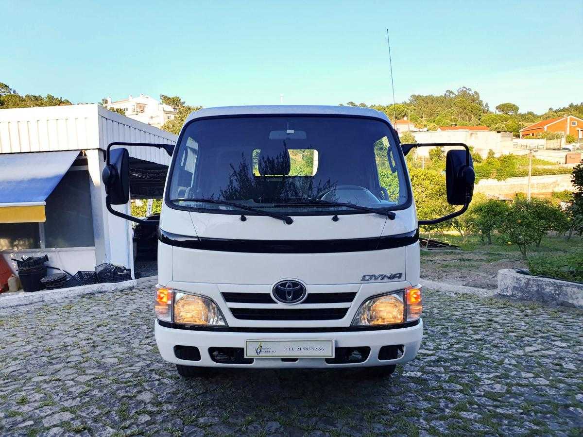 toyota-dyna-2008-diesel-3000cc