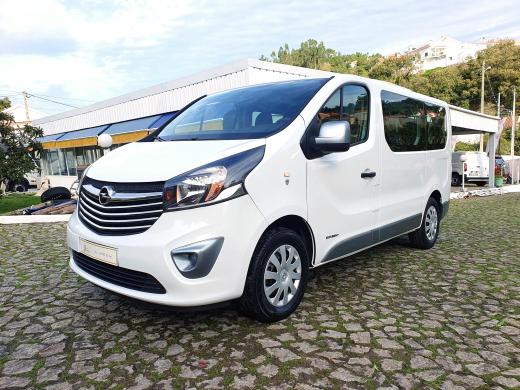 opel-vivaro-2018-diesel-1598cc