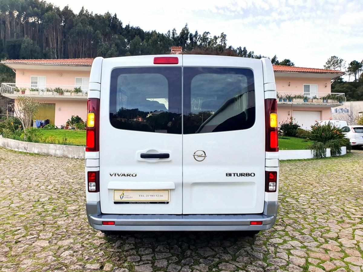 opel-vivaro-2018-diesel-1598cc