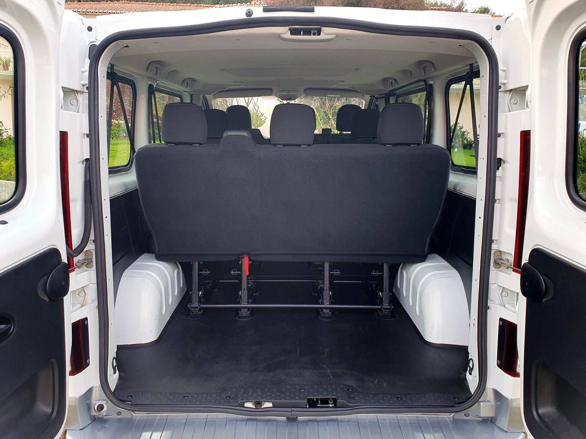 opel-vivaro-2018-diesel-1598cc