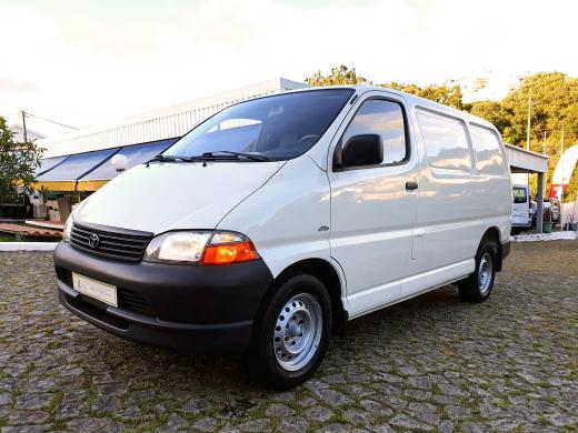 toyota-hiace-2003-diesel-2494cc