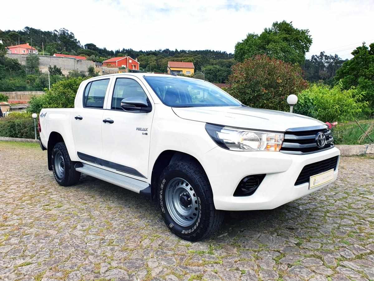 toyota-hilux-2020-diesel-2393cc