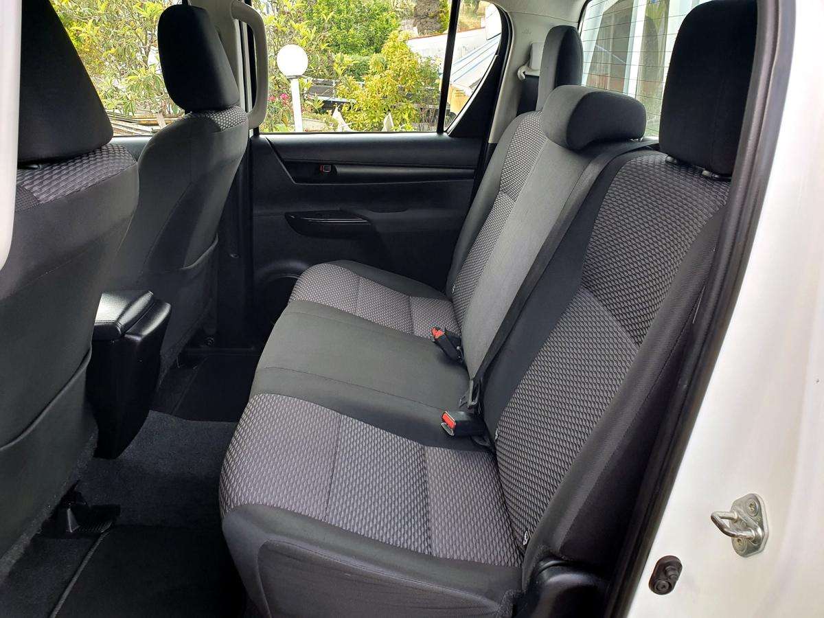 toyota-hilux-2020-diesel-2393cc