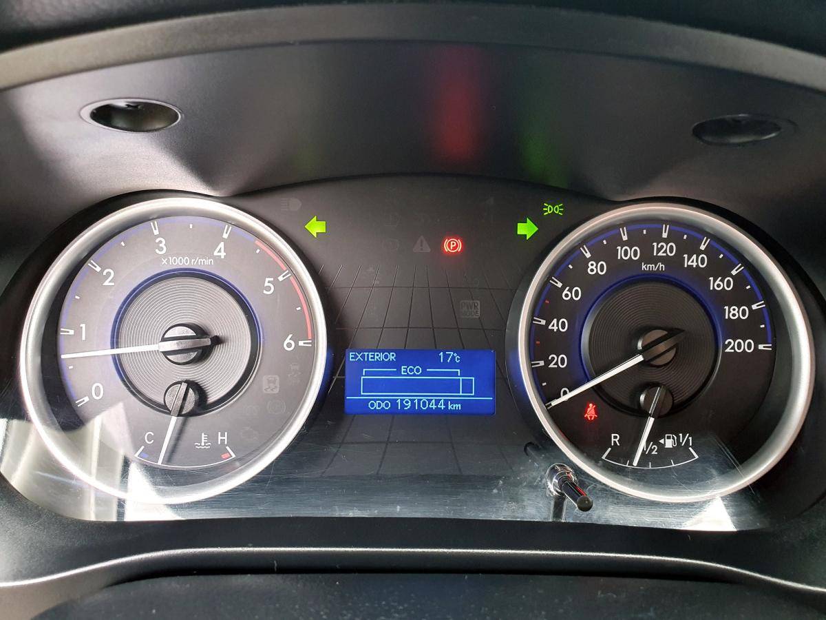 toyota-hilux-2020-diesel-2393cc