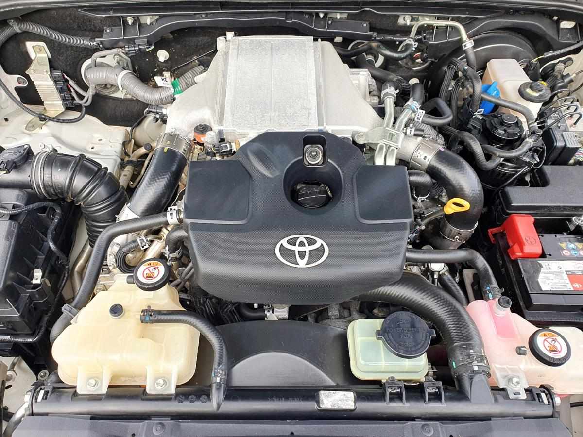 toyota-hilux-2020-diesel-2393cc