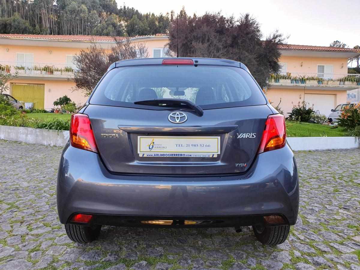 toyota-yaris-2016-gasolina-998cc