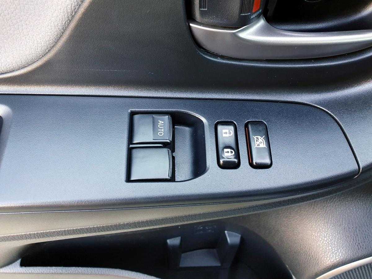 toyota-yaris-2016-gasolina-998cc