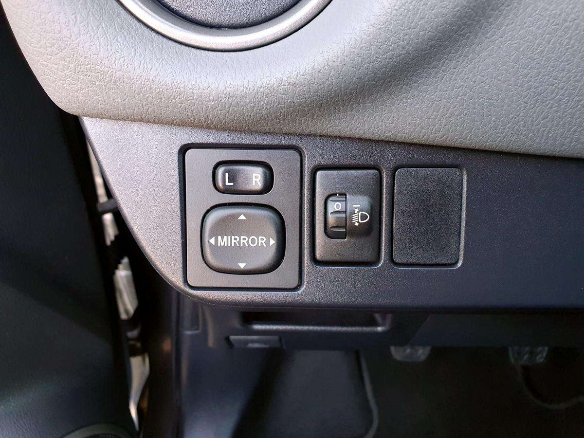 toyota-yaris-2016-gasolina-998cc