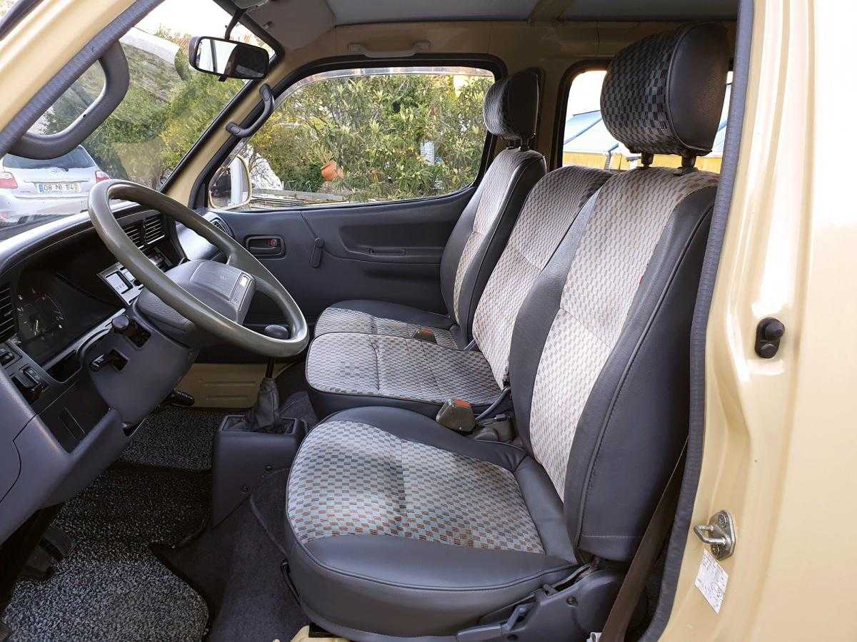 toyota-hiace-1991-diesel-2446cc