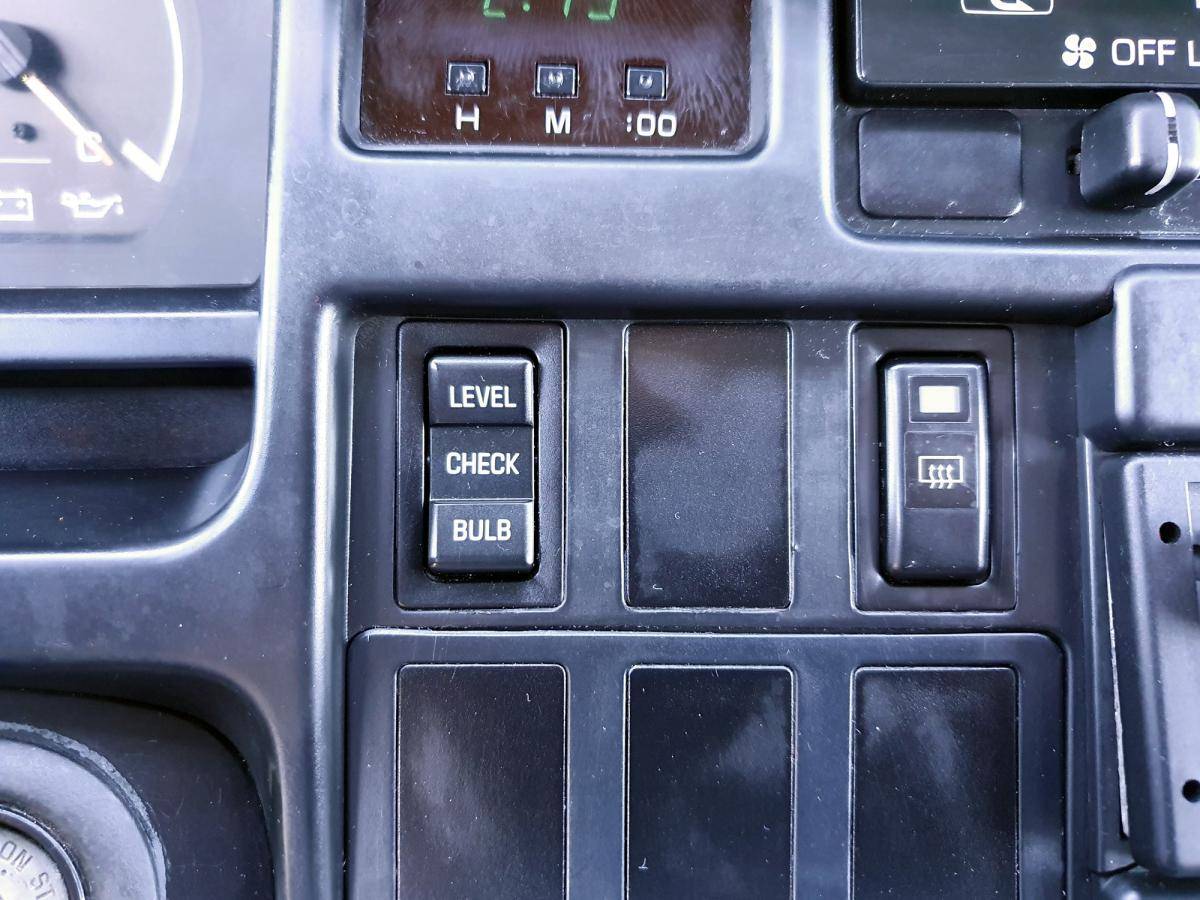 toyota-hiace-1991-diesel-2446cc