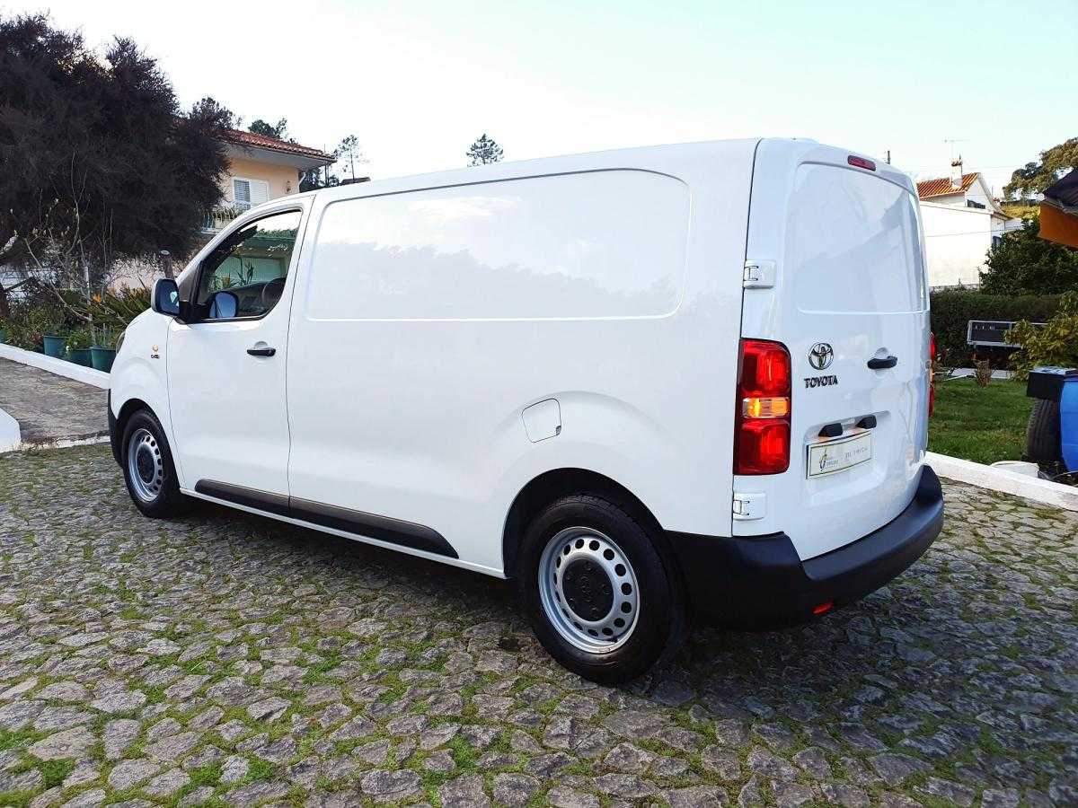 toyota-proace-2018-diesel-1560cc