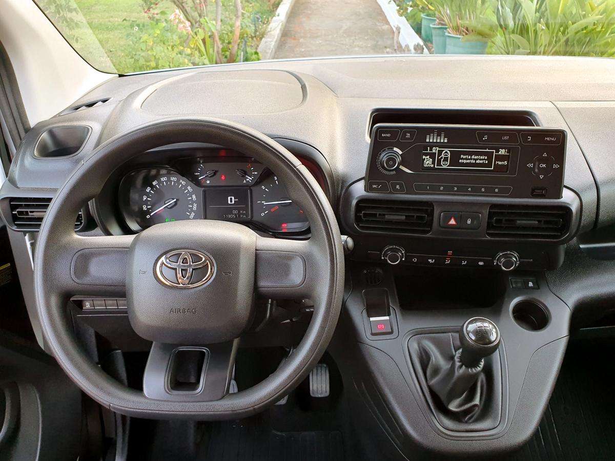 toyota-proace-2021-diesel-1499cc