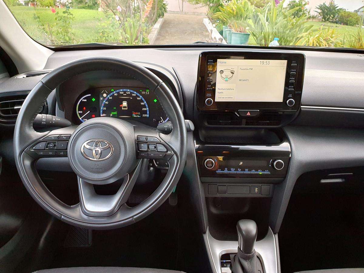 toyota-yaris-cross-2023-hibrido-a-gasolina-1490cc