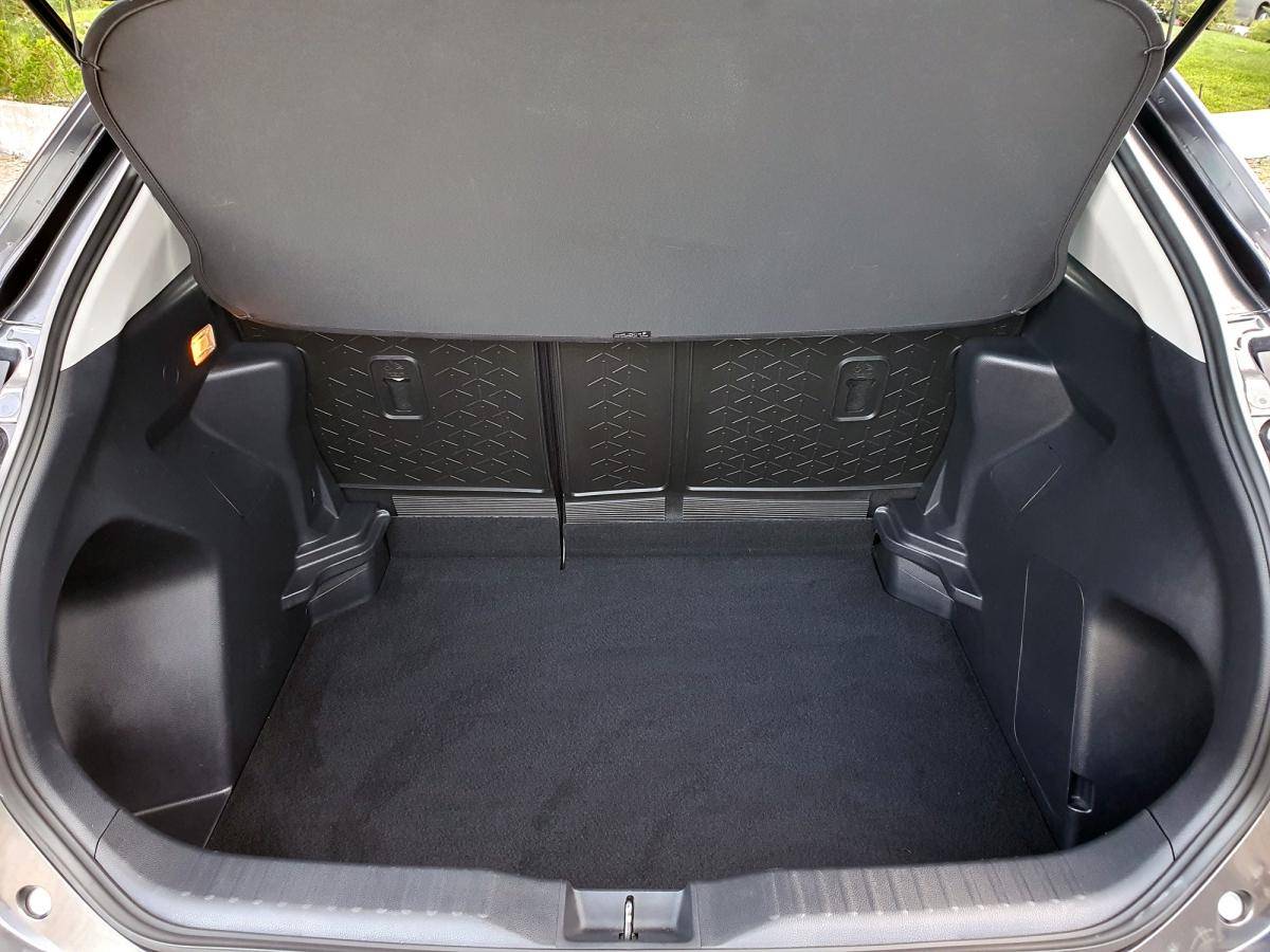 toyota-yaris-cross-2023-hibrido-a-gasolina-1490cc