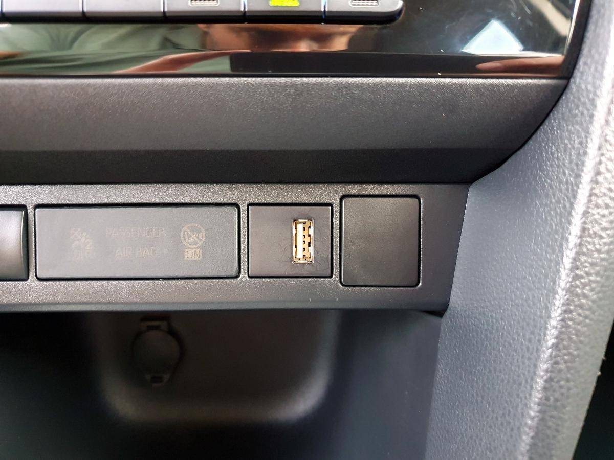 toyota-yaris-cross-2023-hibrido-a-gasolina-1490cc