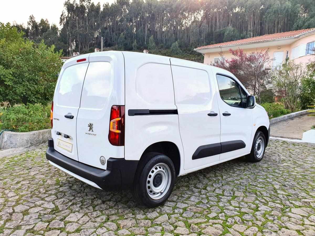 peugeot-partner-2019-diesel-1560cc