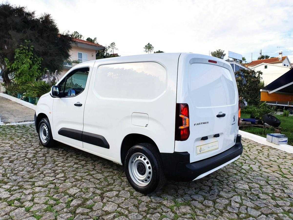 peugeot-partner-2019-diesel-1560cc