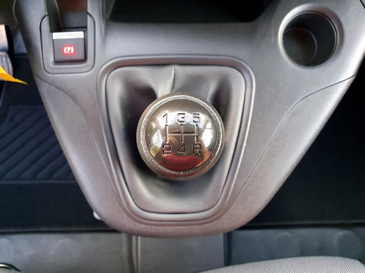 peugeot-partner-2019-diesel-1560cc