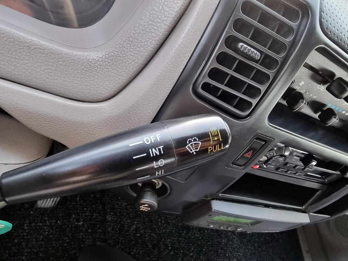 toyota-dyna-2006-diesel-4600cc