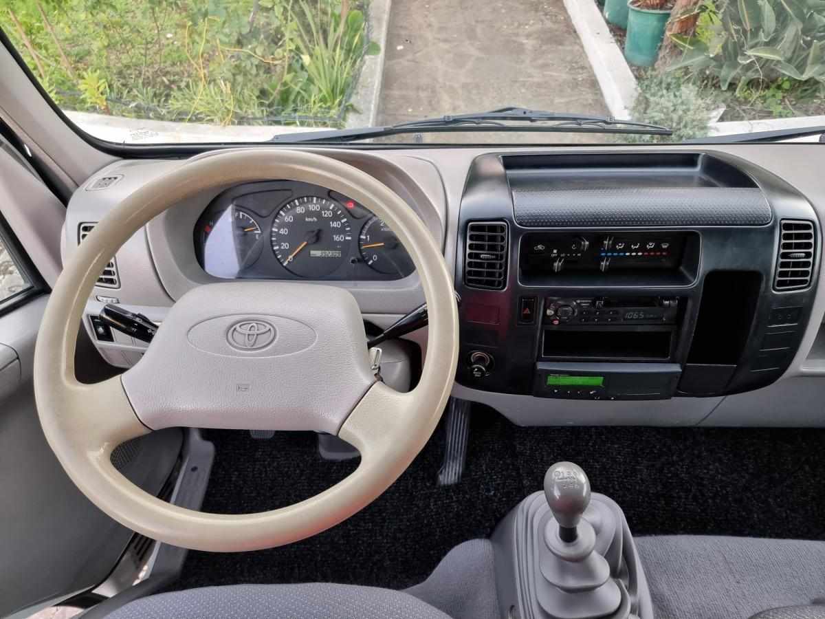 toyota-dyna-2006-diesel-4600cc