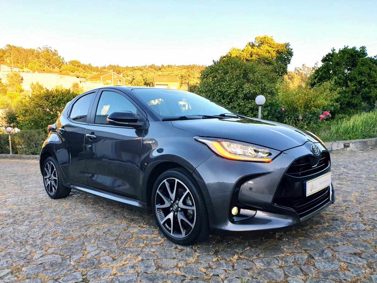 toyota-yaris-2021-hibrido-a-gasolina-1490cc