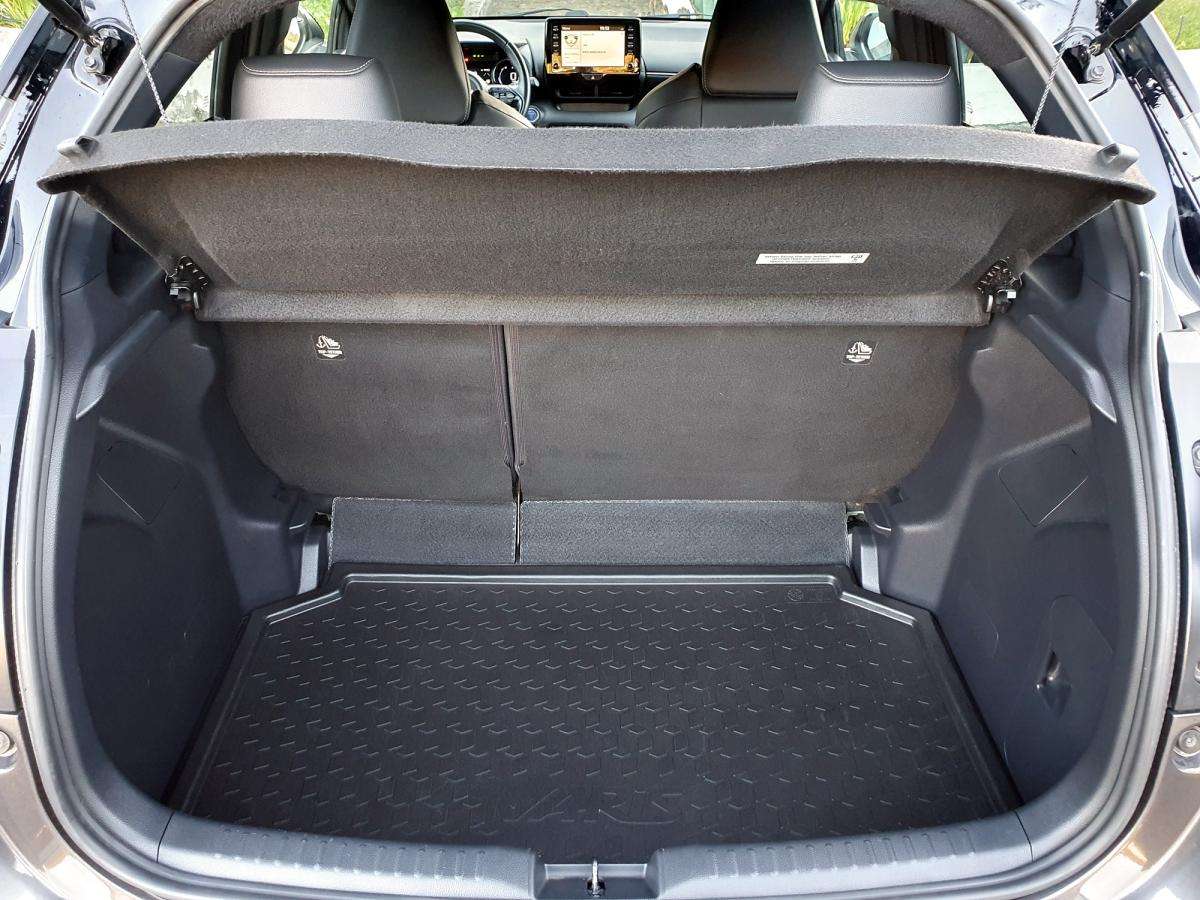 toyota-yaris-2021-hibrido-a-gasolina-1490cc