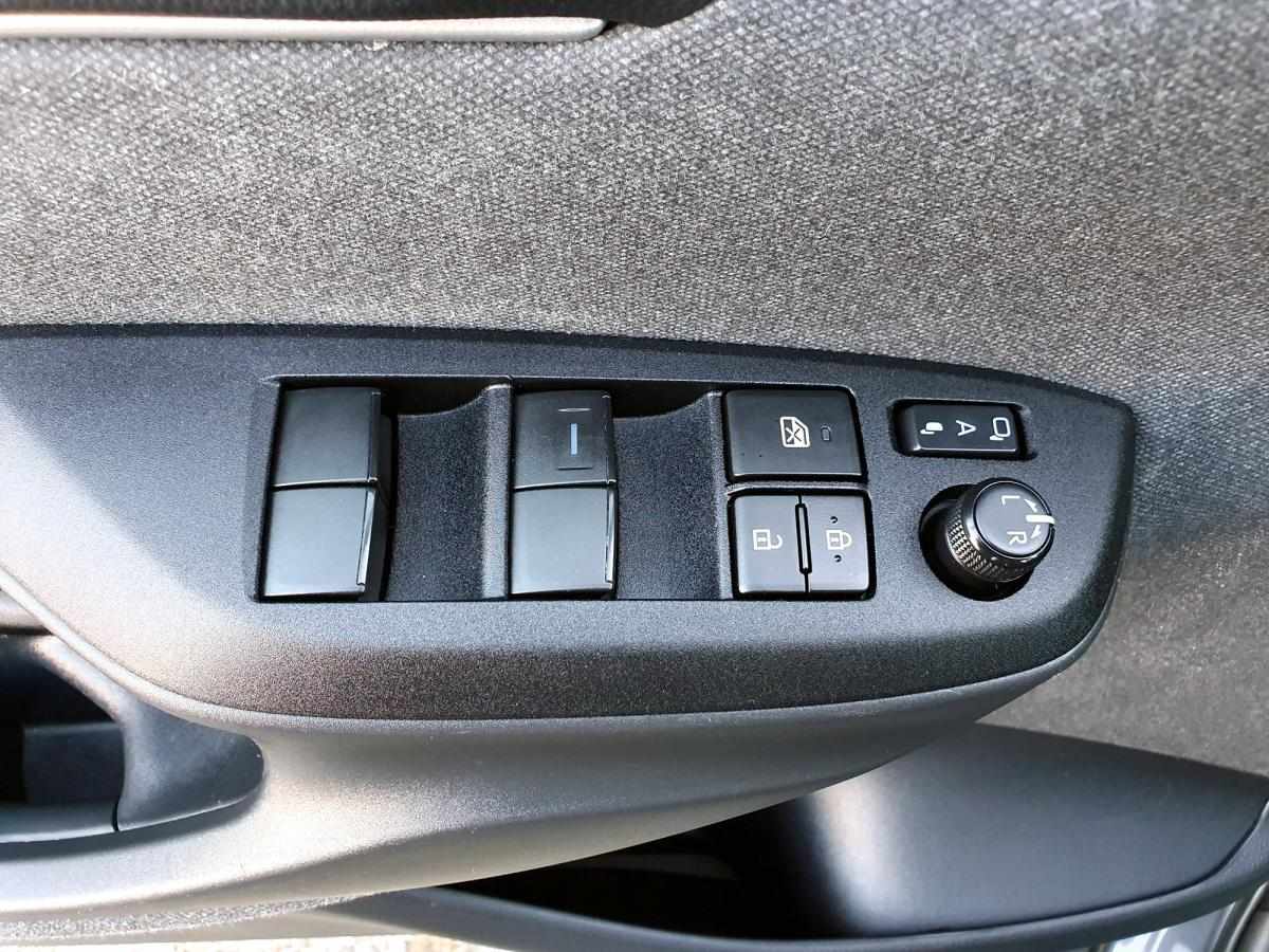 toyota-yaris-2021-hibrido-a-gasolina-1490cc