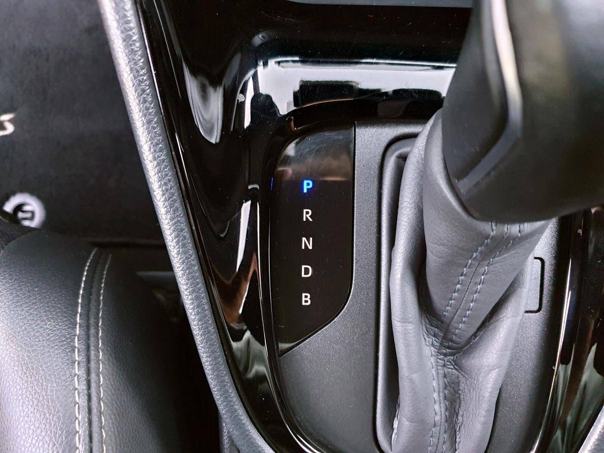 toyota-yaris-2021-hibrido-a-gasolina-1490cc