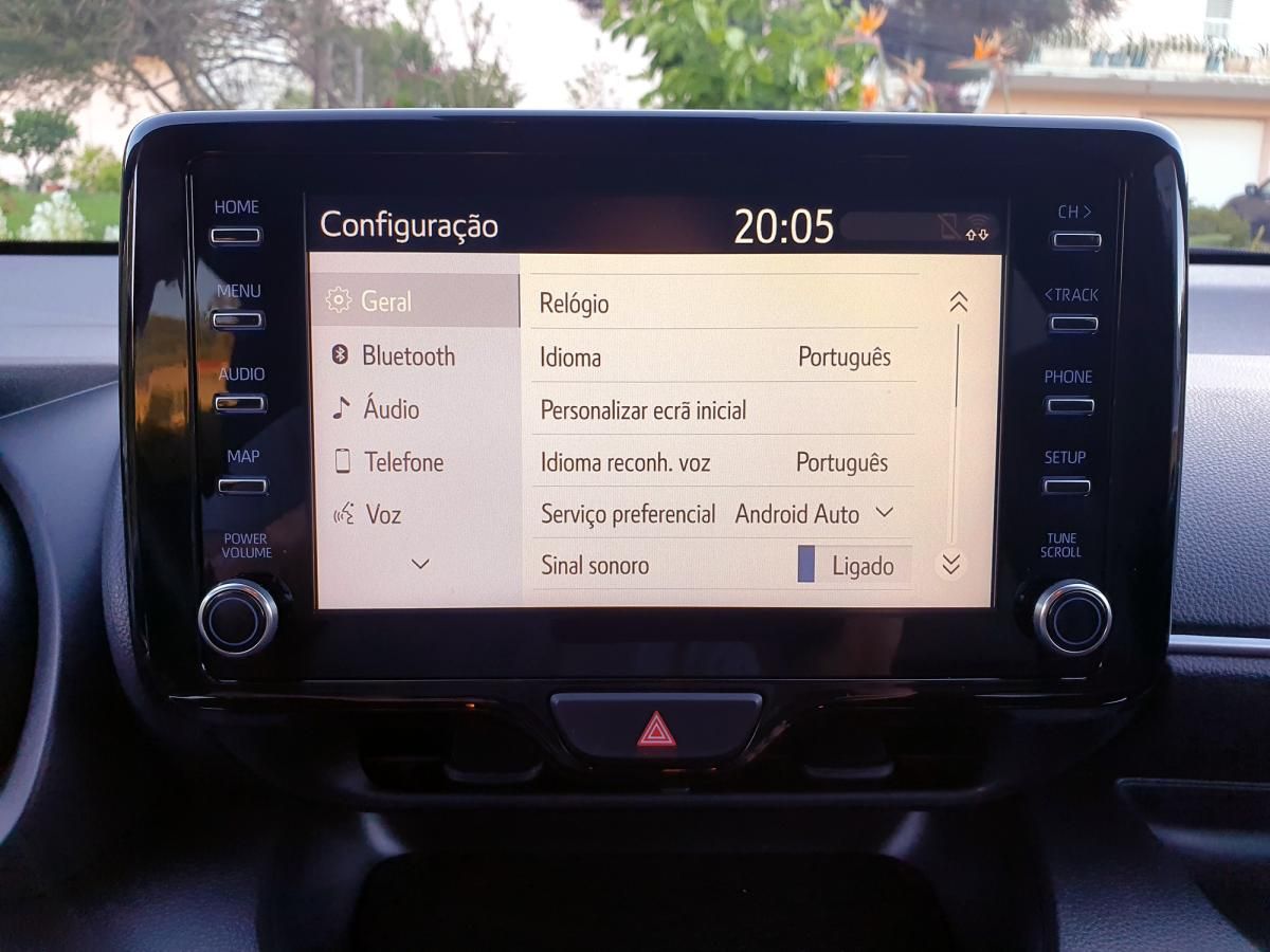 toyota-yaris-2021-hibrido-a-gasolina-1490cc