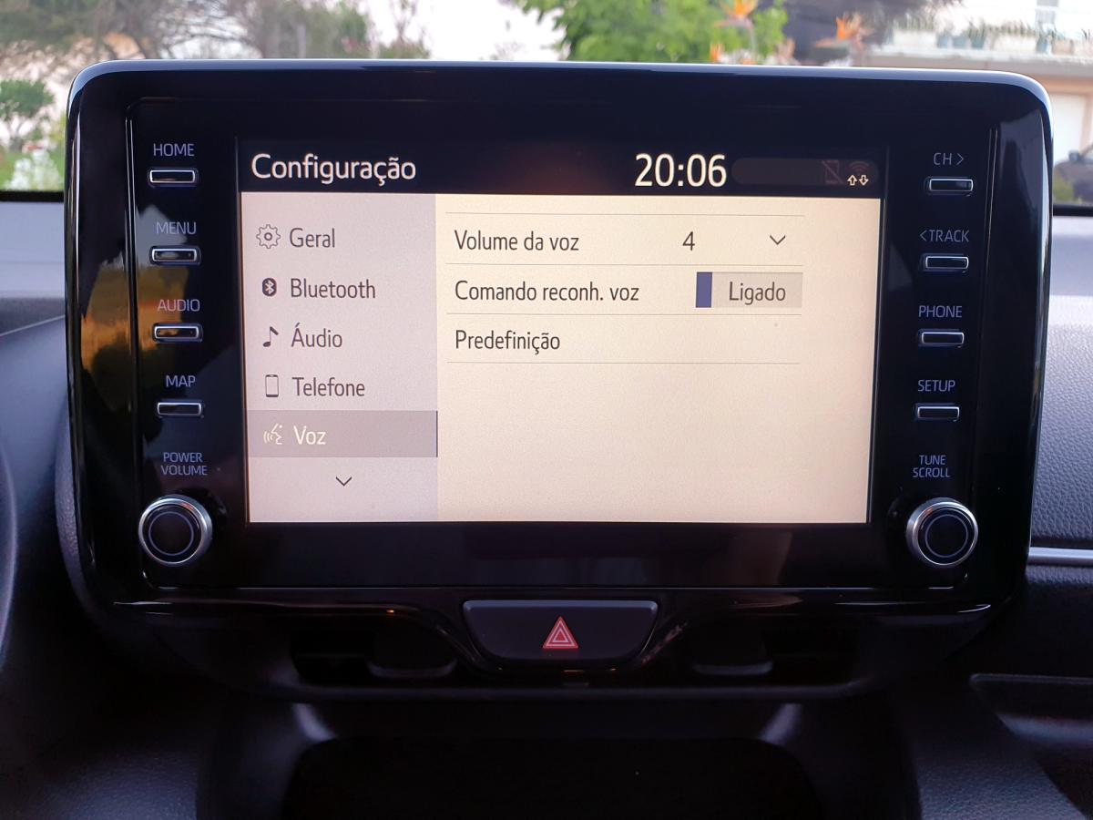 toyota-yaris-2021-hibrido-a-gasolina-1490cc