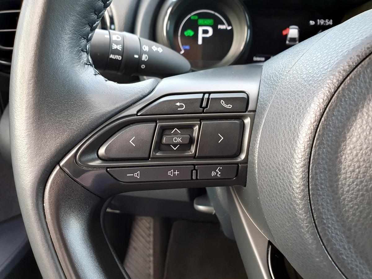 toyota-yaris-2021-hibrido-a-gasolina-1490cc