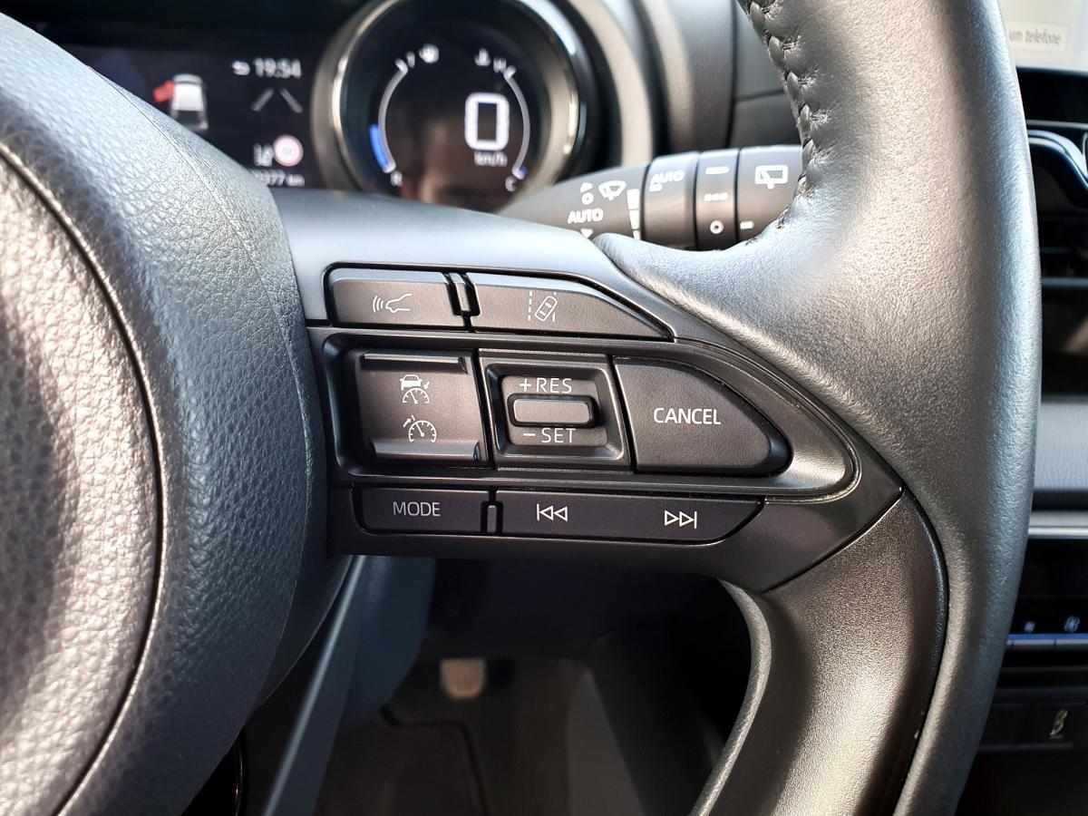toyota-yaris-2021-hibrido-a-gasolina-1490cc