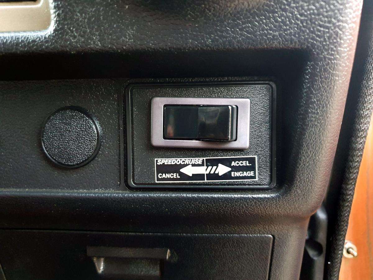 toyota-cressida-1980-gasolina-2000cc