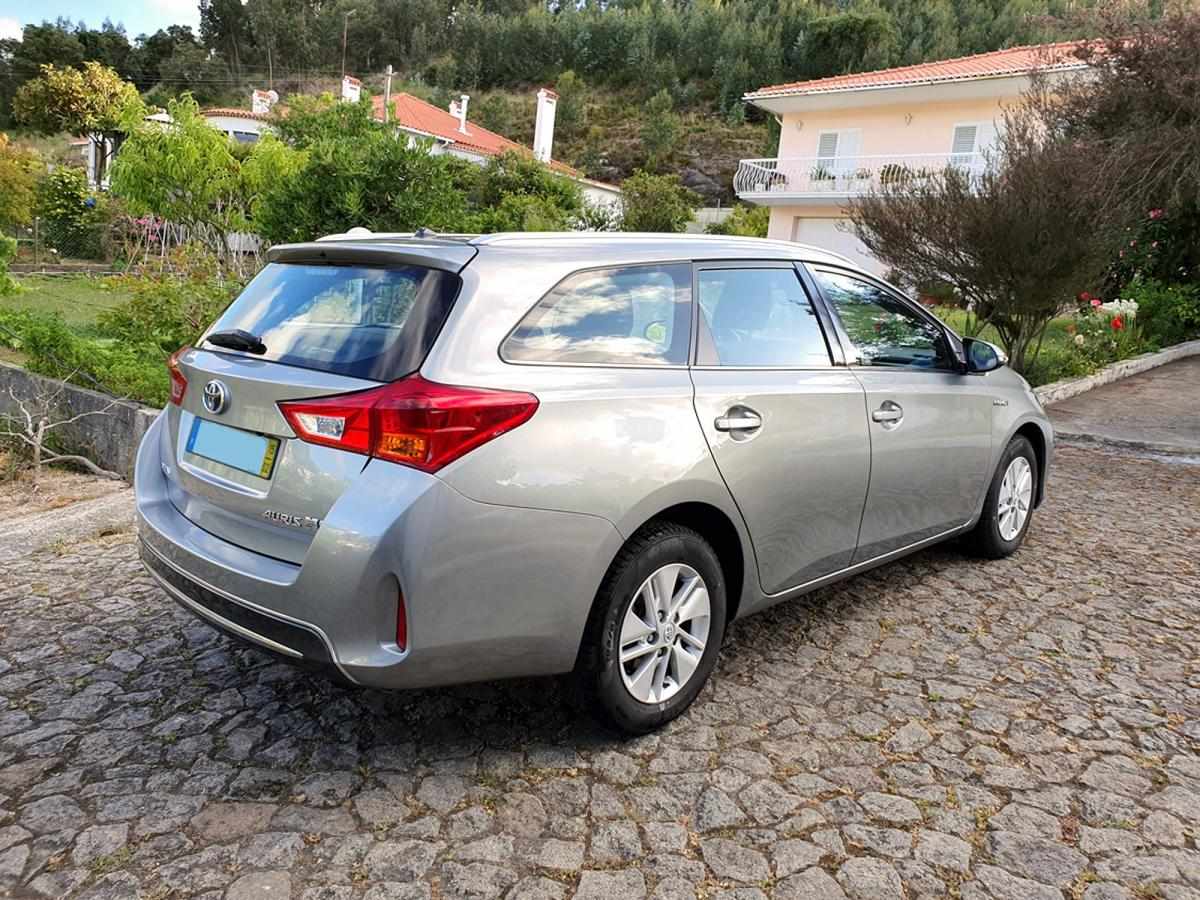 toyota-auris-touring-sports-2015-gasolina-1800cc