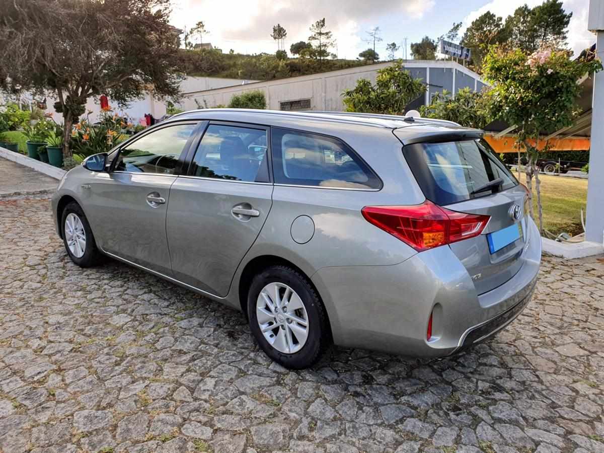 toyota-auris-touring-sports-2015-gasolina-1800cc