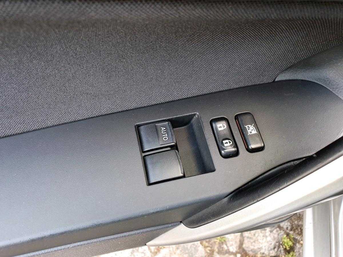 toyota-auris-touring-sports-2015-gasolina-1800cc