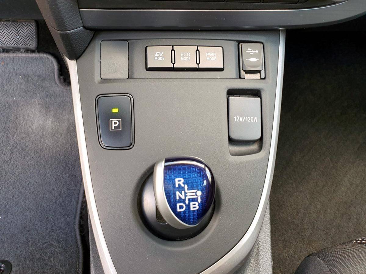 toyota-auris-touring-sports-2015-gasolina-1800cc