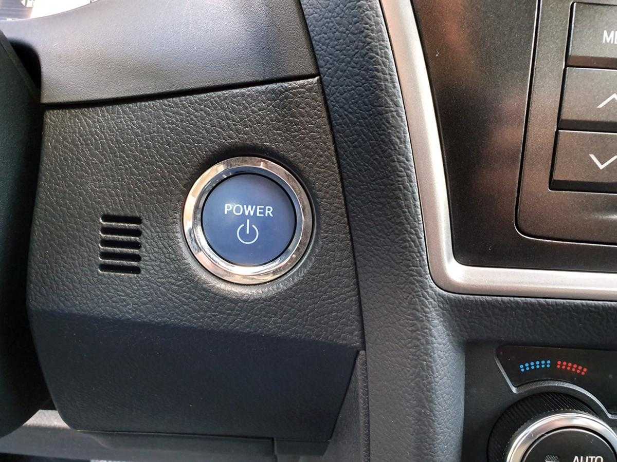 toyota-auris-touring-sports-2015-gasolina-1800cc