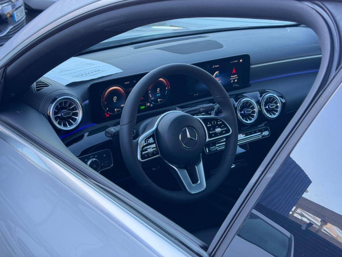 mercedes-benz-cla-2022-hibrido-1332cc