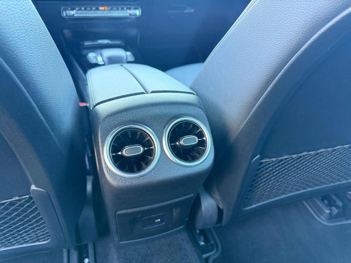 mercedes-benz-cla-2022-hibrido-1332cc