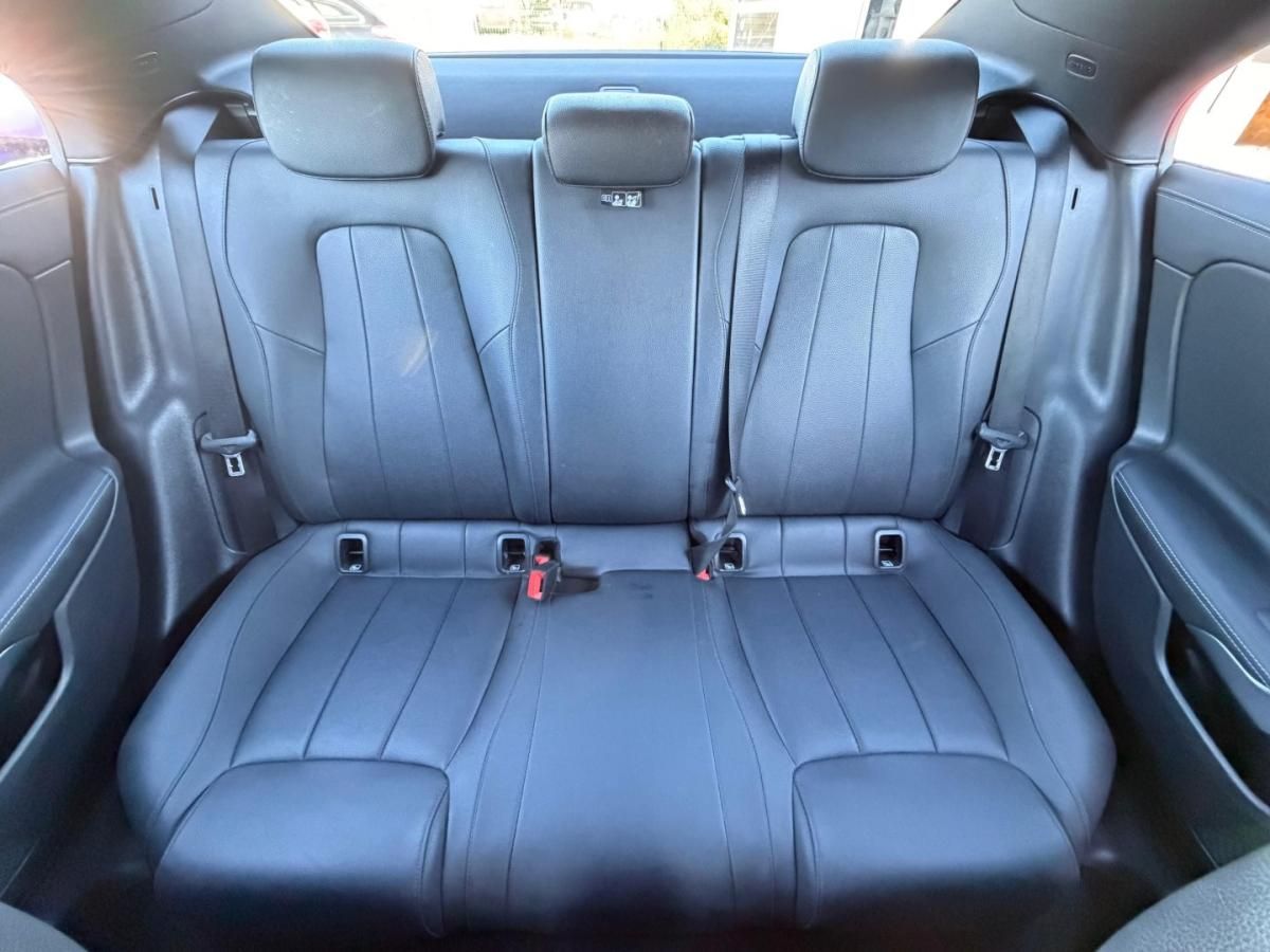 mercedes-benz-cla-2022-hibrido-1332cc