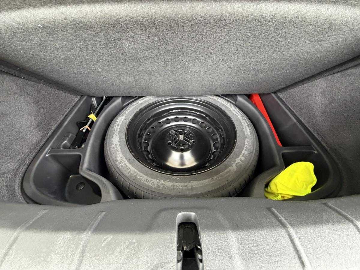 volvo-c30-2013-diesel-1560cc
